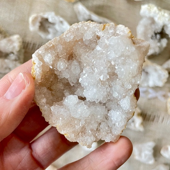 ✨Sparkly Natural Geodes 1 Pound Lot, Moroccan Calcite Crystals✨ ~approx 45 - Picture 6 of 16